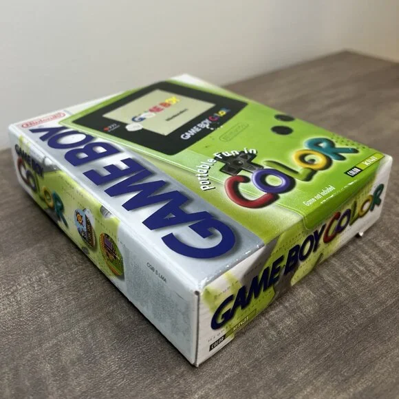 Game Boy Color Box - Picture 9 of 11